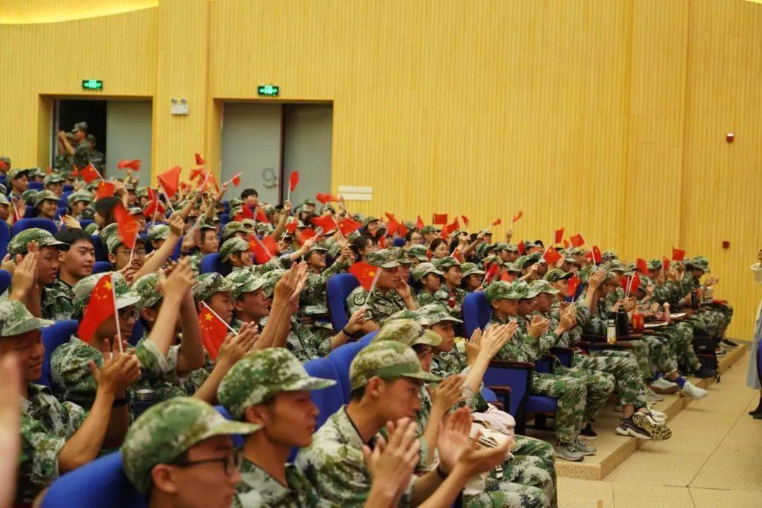 蝙蝠侠：阿甘之城